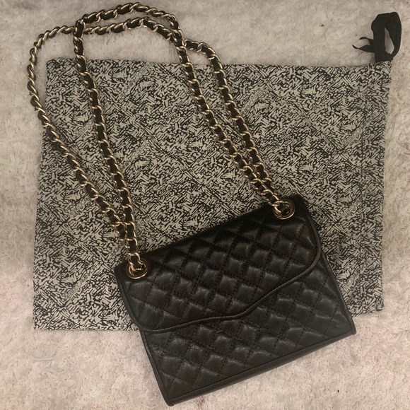 Rebecca Minkoff Handbags - Rebecca Minkoff Black Leather Quilted Crossbody
